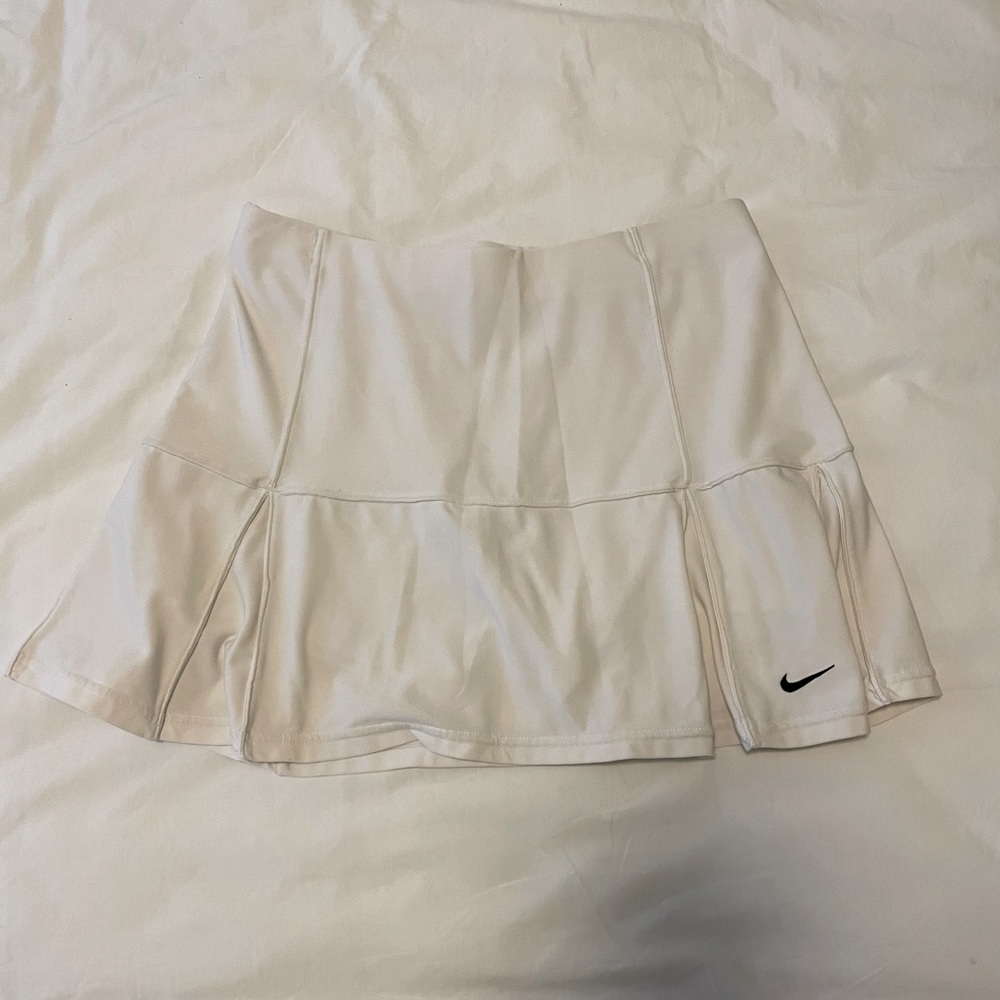 Nike white tennis skirt!!
